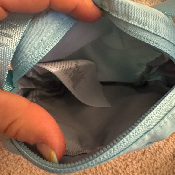 New Jordan Blue Crossbody Bag Sleek Design with yellow trim Crossbody - Picture 5 of 6